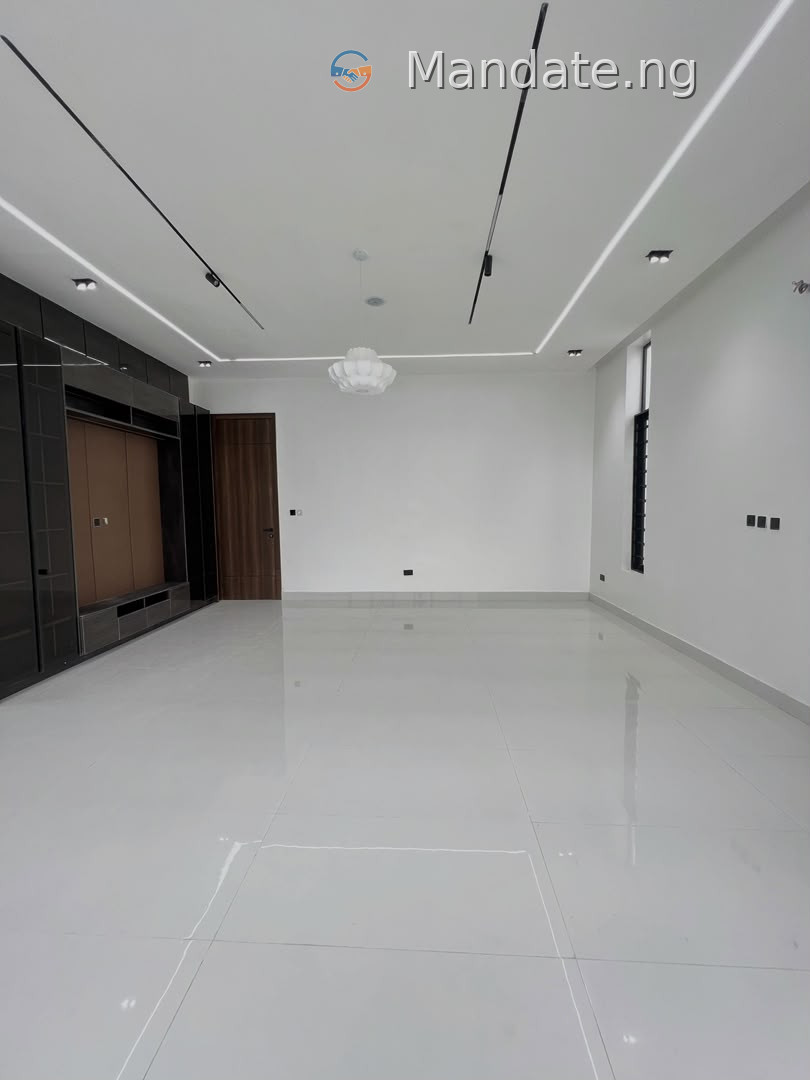 Contemporary 5 Bedroom Detached Duplex for Sale in Lekki For Sale in at Orchid Road, Lekki Orchid Lagos photo 33
