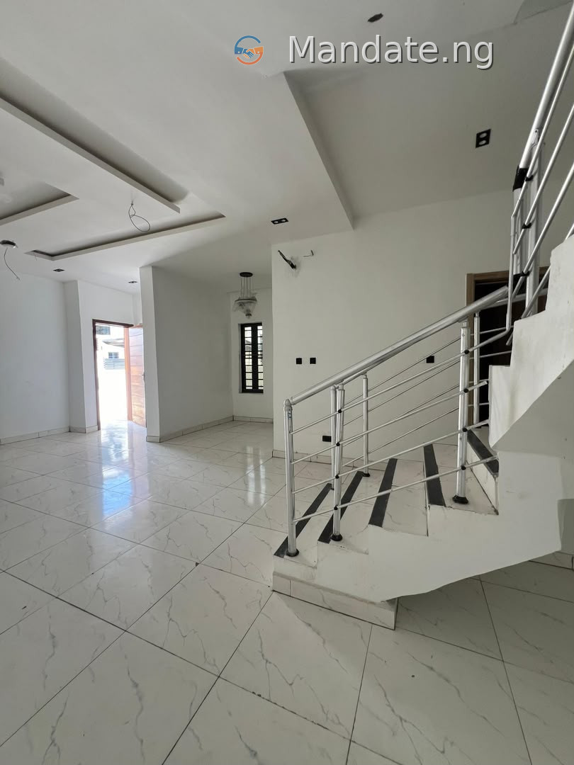 5 Bedroom Fully Detached Duplex for Rent in Lekki For Rent in at Orchid Road, Lekki Orchid Lagos photo 2