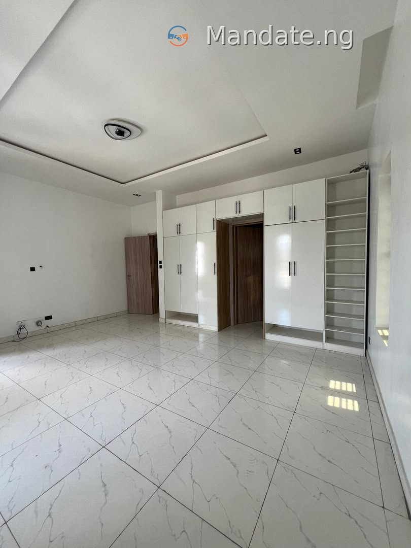 5 Bedroom Fully Detached Duplex for Rent in Lekki For Rent in at Orchid Road, Lekki Orchid Lagos photo 9