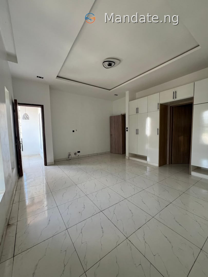 5 Bedroom Fully Detached Duplex for Rent in Lekki For Rent in at Orchid Road, Lekki Orchid Lagos photo 10
