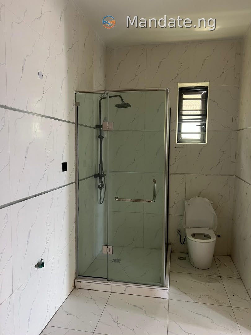 5 Bedroom Fully Detached Duplex for Rent in Lekki For Rent in at Orchid Road, Lekki Orchid Lagos photo 13