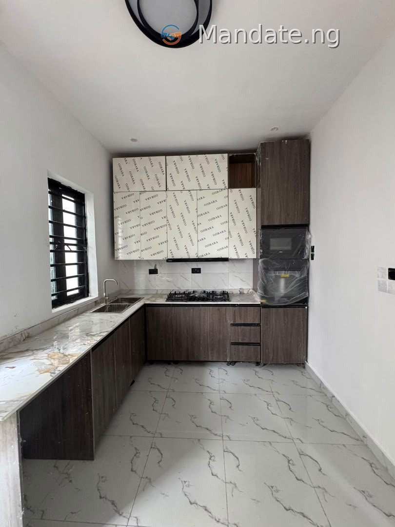 4 Bedroom Terrace Duplex for Rent in Lekki For Rent in Orchid Road, Lekki, Lagos Orchid Lagos photo 6