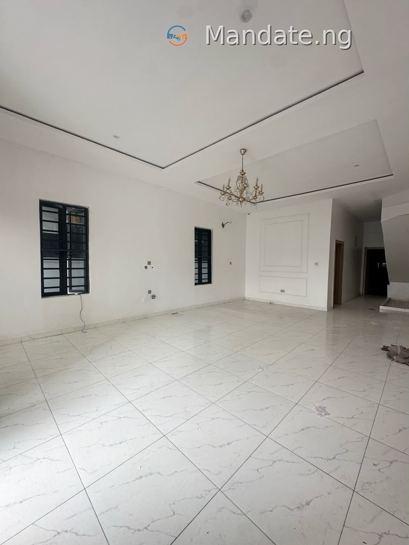 4 Bedroom Semi-Detached Duplex for Rent in Ikate, Lekki For Rent in in Ikate, Lekki Ikate Lekki Lagos photo 13
