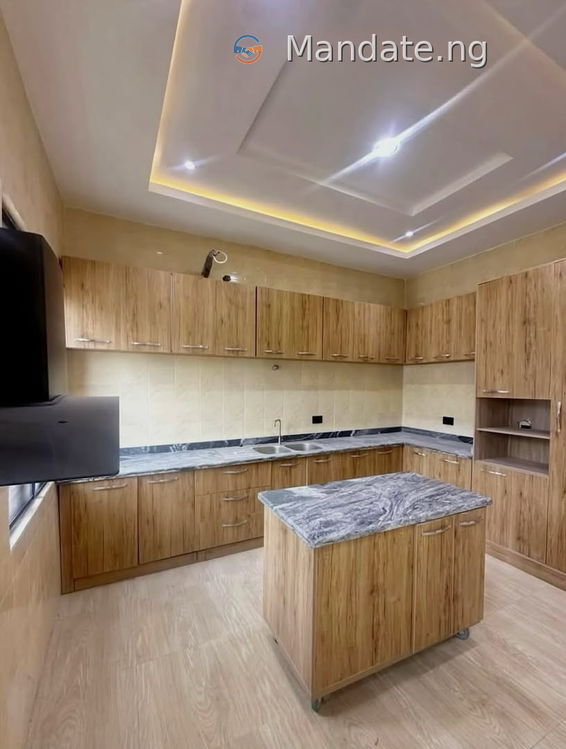 Luxury 2 Bedroom Apartment in Lekki Phase 1 For Sale in in Lekki Phase 1, Lagos Lekki Phase Lekki Lagos photo 13
