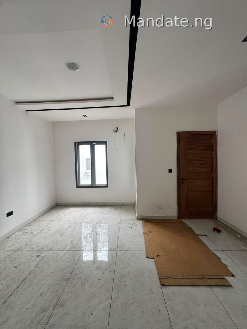 4 Bedroom Semi-Detached Duplex for Rent in Lekki Phase 1 For Rent in in Lekki Phase 1, Lagos Lekki Phase Lekki Lagos photo 8