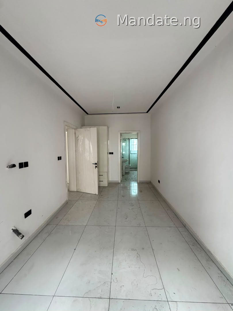 4 Bedroom Semi-Detached Duplex for Rent in Lekki Phase 1 For Rent in in Lekki Phase 1, Lagos Lekki Phase Lekki Lagos photo 9