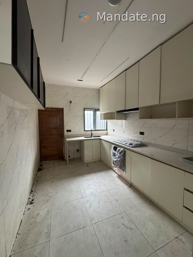4 Bedroom Semi-Detached Duplex for Rent in Lekki Phase 1 For Rent in in Lekki Phase 1, Lagos Lekki Phase Lekki Lagos photo 14