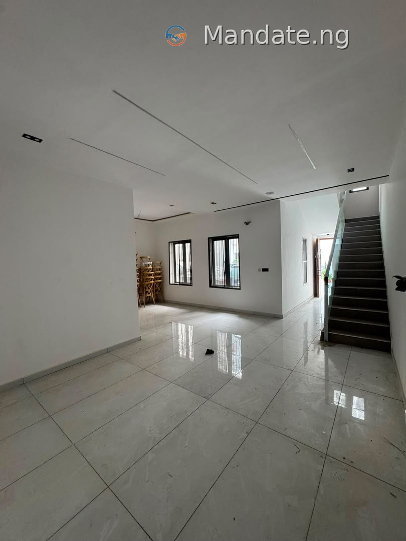 4 Bedroom Semi-Detached Duplex for Rent in Lekki Phase 1 For Rent in in Lekki Phase 1, Lagos Lekki Phase Lekki Lagos photo 15