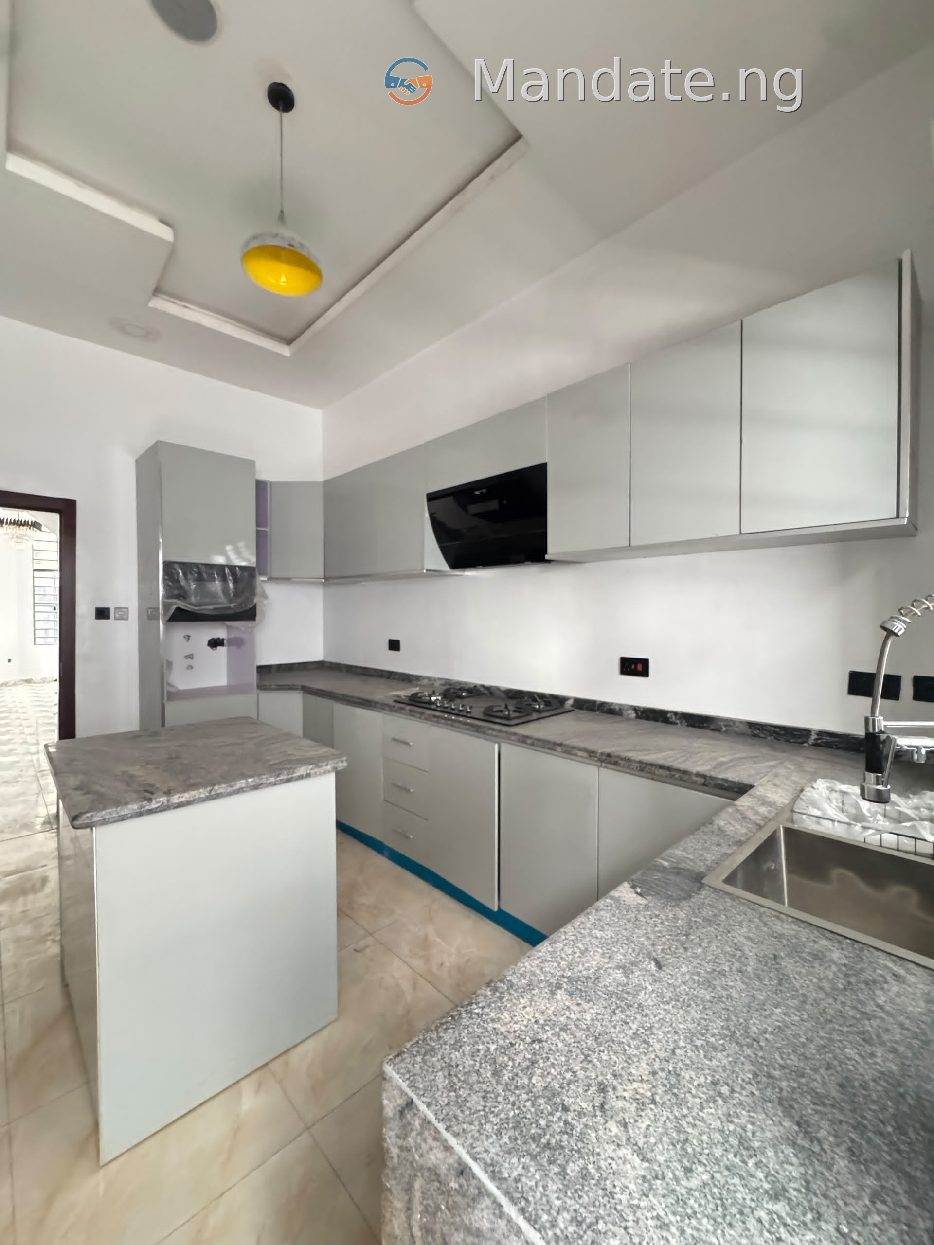 5-Bedroom Luxury Smart Home with Pent Floor in Osapa London For Sale in in Osapa London Osapa London Osapa Lagos photo 1