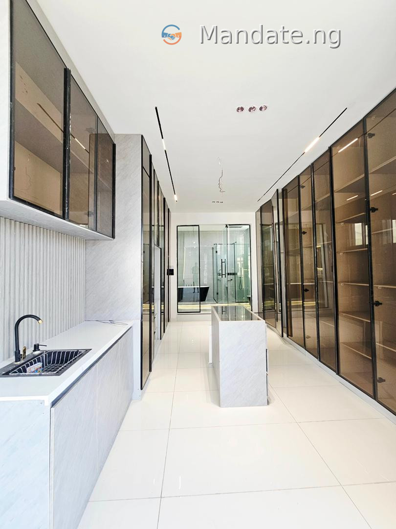 5-Bedroom Luxury Smart Home with Pent Floor in Osapa London For Sale in in Osapa London Osapa London Osapa Lagos photo 30