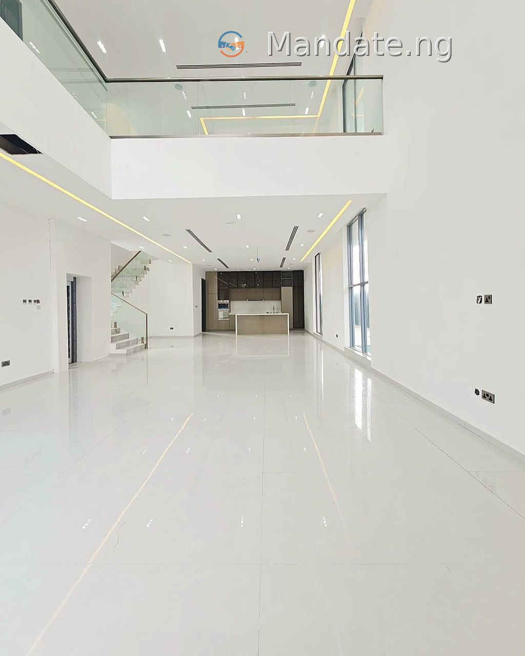 5-Bedroom Luxury Smart Home with Pent Floor in Osapa London For Sale in in Osapa London Osapa London Osapa Lagos photo 2