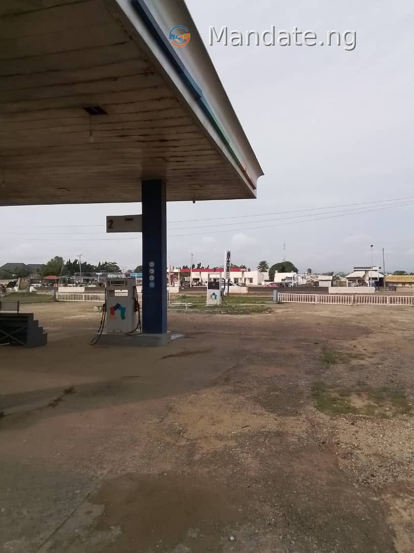 Filling Station in Abuja along Kaduna Road For Sale in along kaduna road, Abuja FCT photo 12