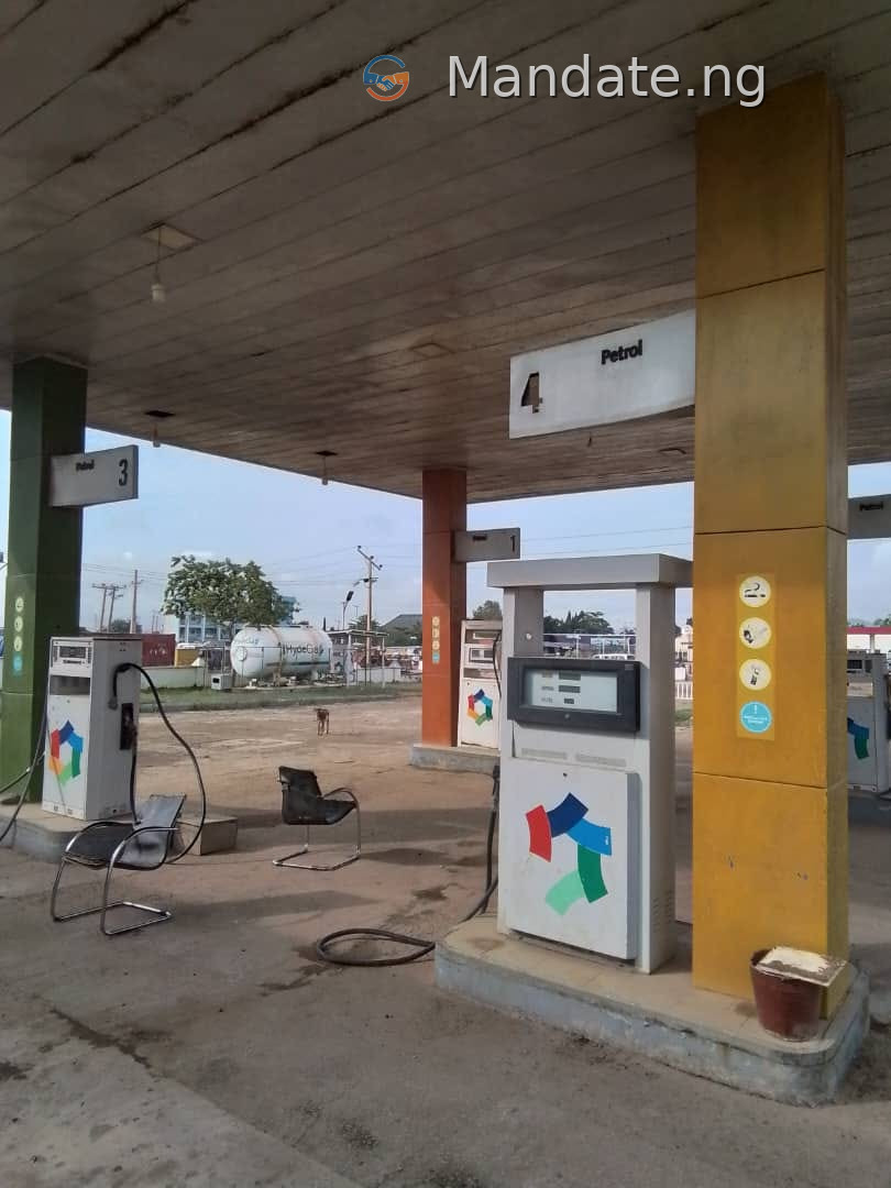 Filling Station in Abuja along Kaduna Road For Sale in along kaduna road, Abuja FCT photo 33