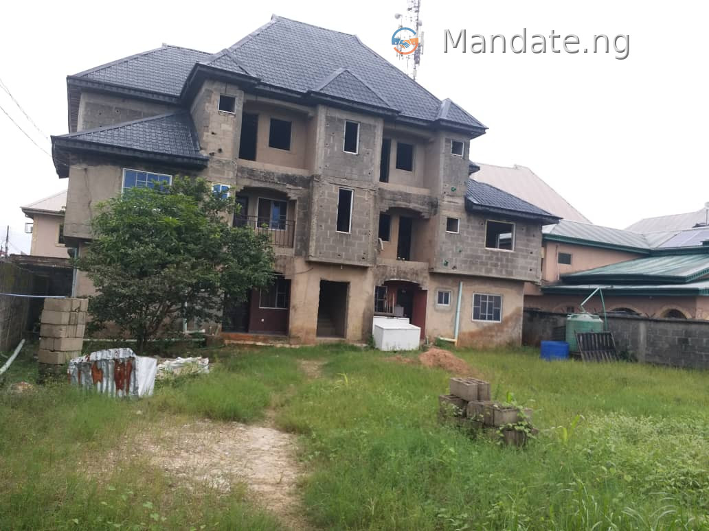 Semi Link - High Yield Investment in Jakande Estate, Isolo For Sale in in Jakande Estate, Oke-Afa, Isolo, Lagos Oke-Afa Jakande Lagos photo 1