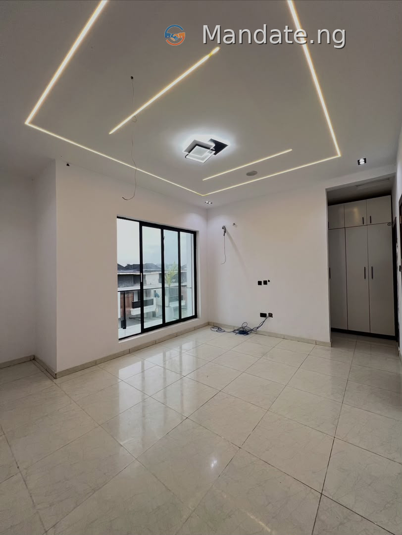 Contemporary 5 Bedroom Detached Duplex for Sale in Lekki For Sale in at Orchid Road, Lekki Orchid Lagos photo 27