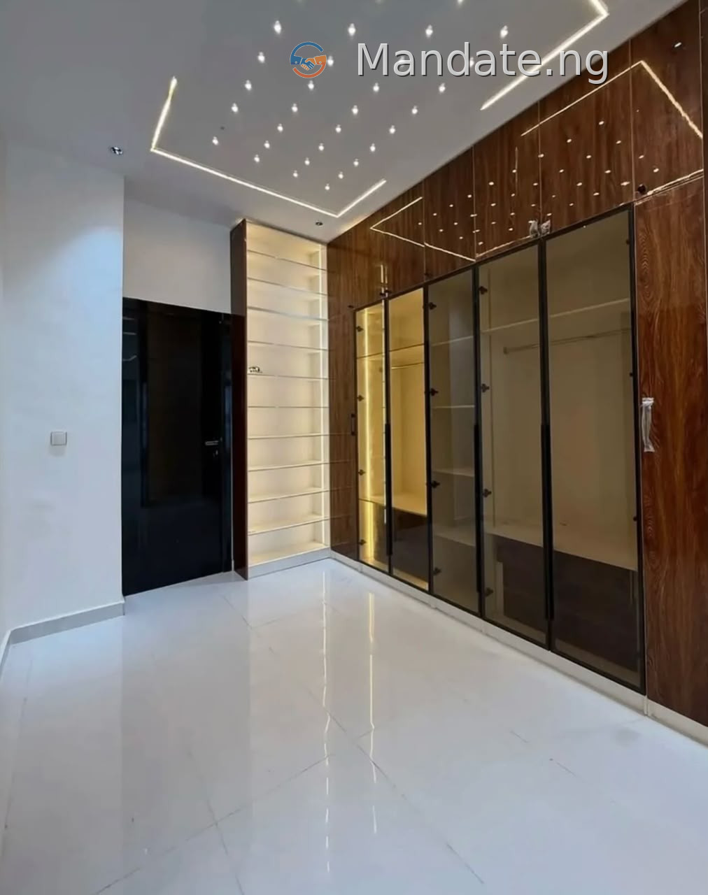 Contemporary 4 Bedroom Semi-Detached Duplex for Sale in Lekki For Sale in Orchid Road, Lekki Orchid Lagos photo 26