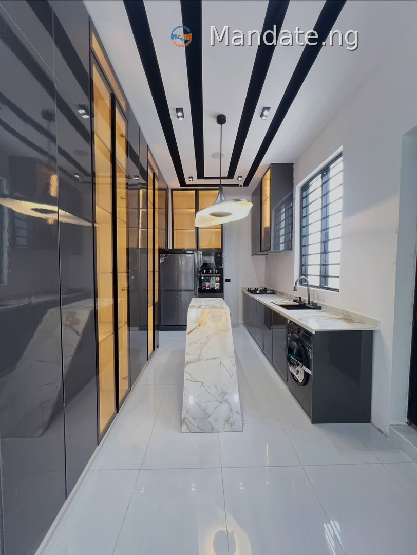 Contemporary 5 Bedroom Detached Duplex for Sale in Ikota, Lekki For Sale in in Ikota, Lekki Ikota Lagos photo 4