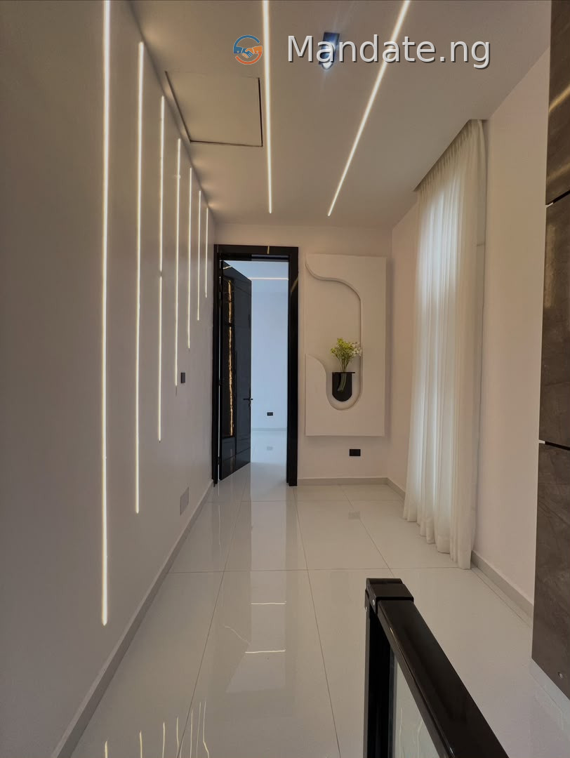Contemporary 5 Bedroom Detached Duplex for Sale in Ikota, Lekki For Sale in in Ikota, Lekki Ikota Lagos photo 7