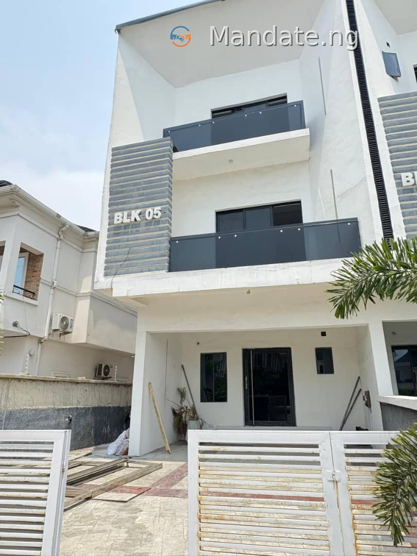 Luxury 4 Bedroom Semi Detached Duplex for Sale For Sale in at Ikota Ikota Lagos photo 3