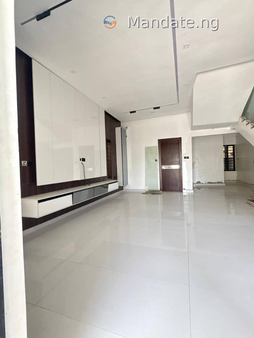 Luxury 4 Bedroom Semi Detached Duplex for Sale For Sale in at Ikota Ikota Lagos photo 6