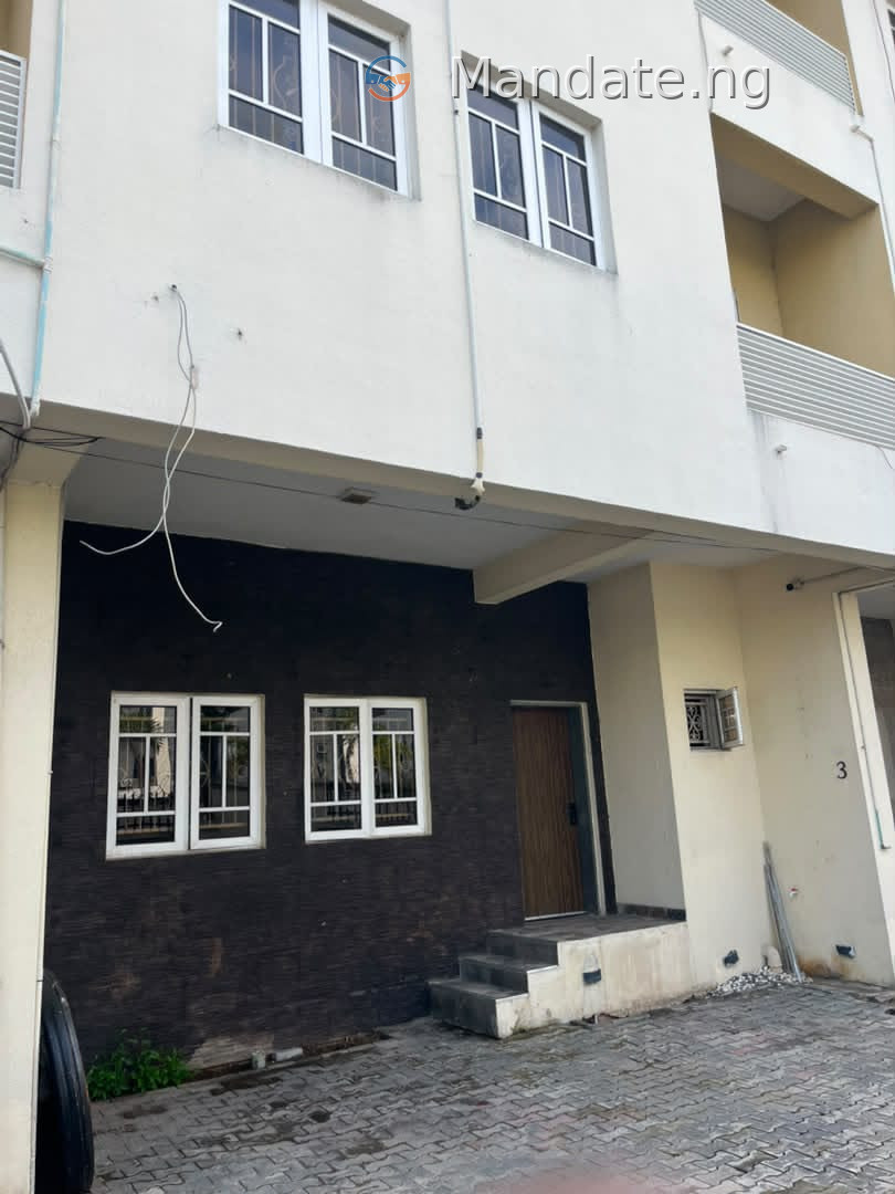 4-Bedroom Terrace Duplex with BQ in Ilasan, Lekki For Rent in in Ilasan, Lekki Lekki Phase Epe Lagos photo 3