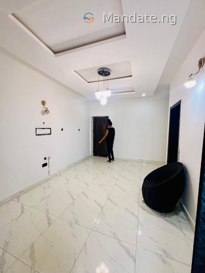 Well-structured hospital building in Southwest Ikoyi, Lagos For Sale in in Southwest Ikoyi, Lagos Isheri Olofin Lagos photo 4
