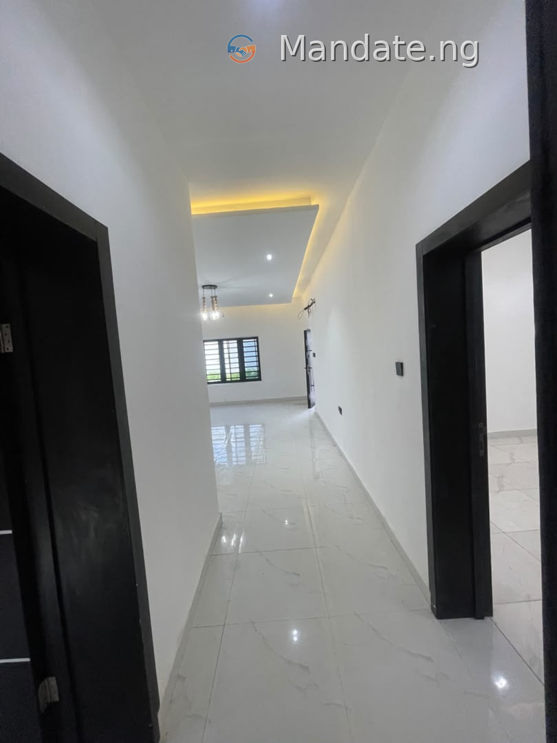 3 bedroom semi Detached duplex for rent or sale around VGC Lease in around vgc Victoria Garden City Lagos photo 3