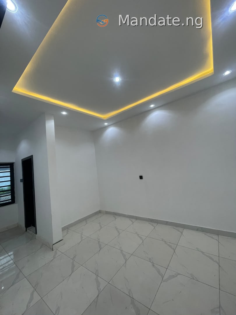 3 bedroom semi Detached duplex for rent or sale around VGC Lease in around vgc Victoria Garden City Lagos photo 5