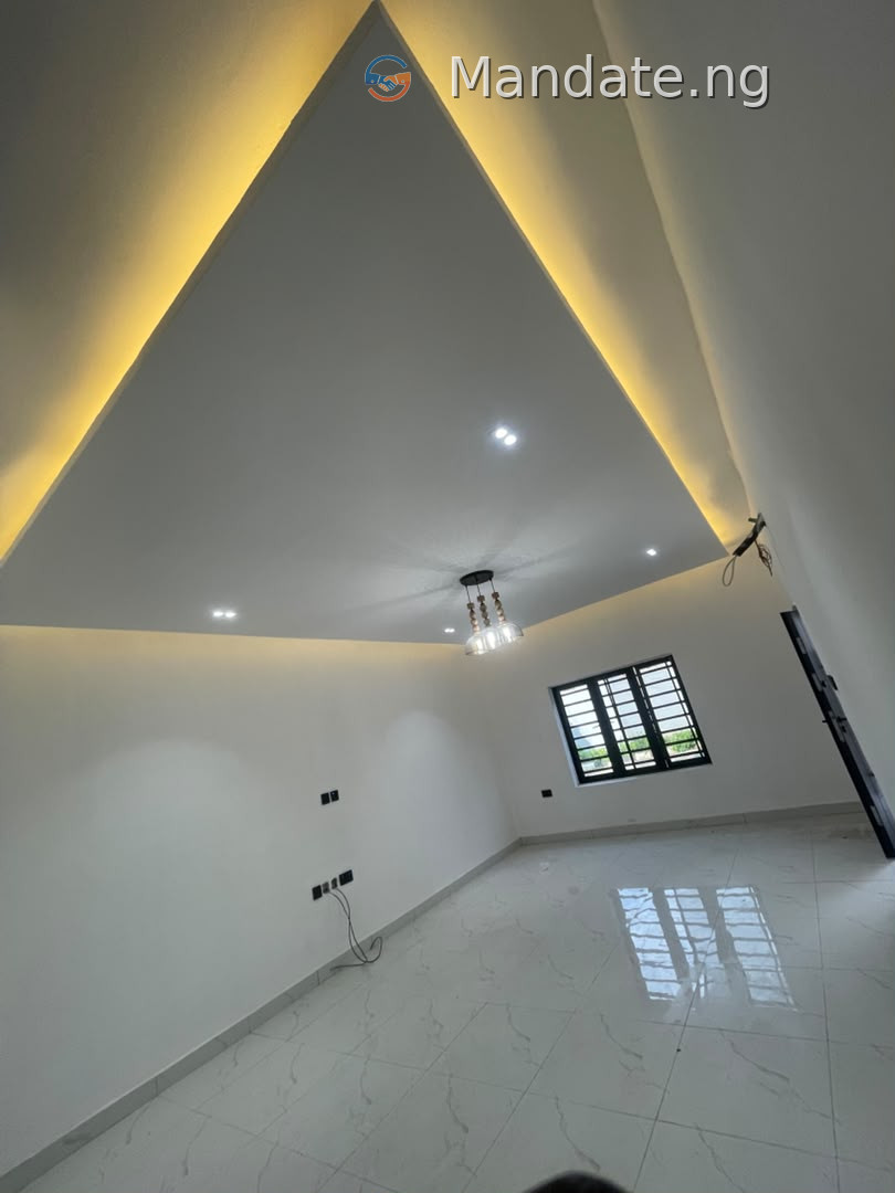 3 bedroom semi Detached duplex for rent or sale around VGC Lease in around vgc Victoria Garden City Lagos photo 7