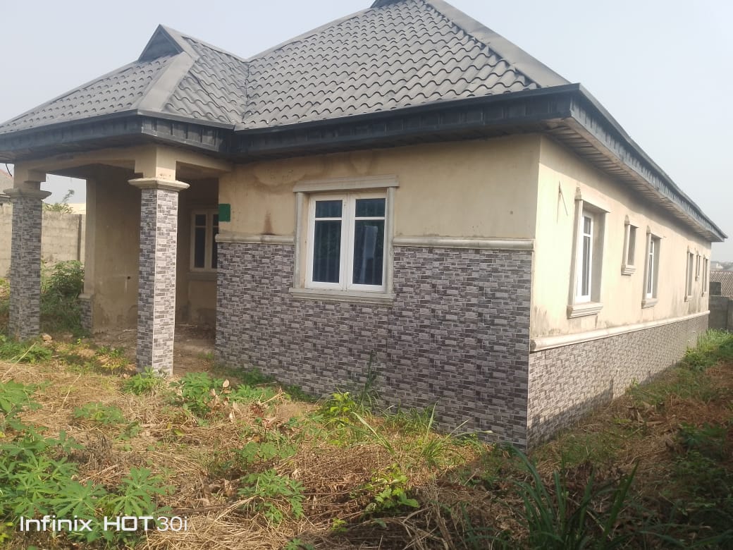 Modern 6 Units of 3 Bedroom Flats for Sale Off Mobil Road, Ajah For Sale in off Mobil Road, Ajah, Lagos Island Island Ajah Lagos photo 4