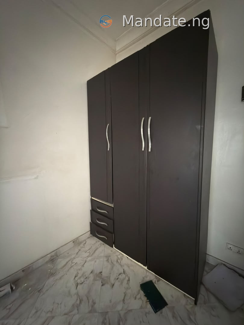 Serviced One Bedroom Flat for Rent at Chevy View Estate For Rent in at chevy view estate VI Victoria Island (VI) Lagos photo 11
