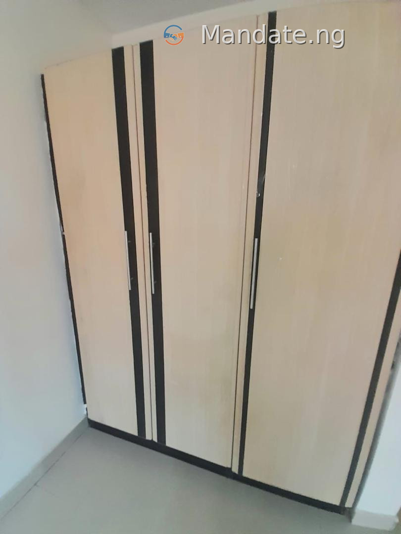 Lovely 3-Bedroom Flat in Thomas Estate, Ajah For Rent in in Thomas Estate, Ajah Ajah Lagos photo 4