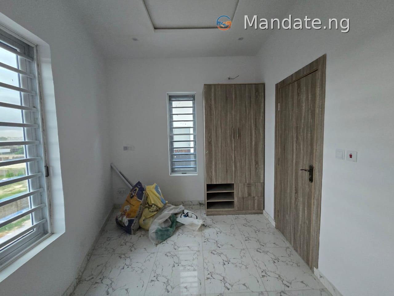 Fully Serviced 2 Bedroom in Lekki Phase 1 For Rent in in Lekki Phase 1, Lagos Lekki Phase Lekki Lagos photo 9
