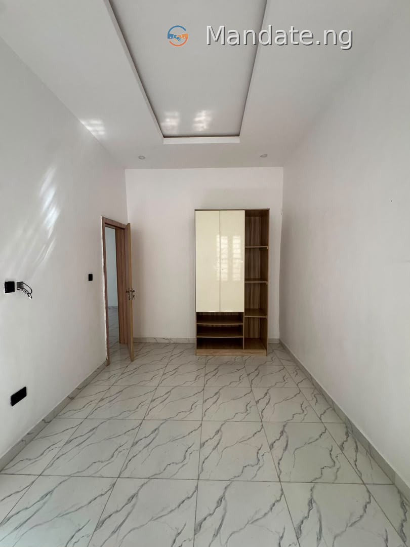 4 Bedroom Semi-Detached Duplex for Rent in Lekki For Rent in Orchid Road, Lekki Orchid Lagos photo 9