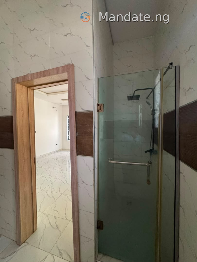 4 Bedroom Semi-Detached Duplex for Rent in Lekki For Rent in Orchid Road, Lekki Orchid Lagos photo 25
