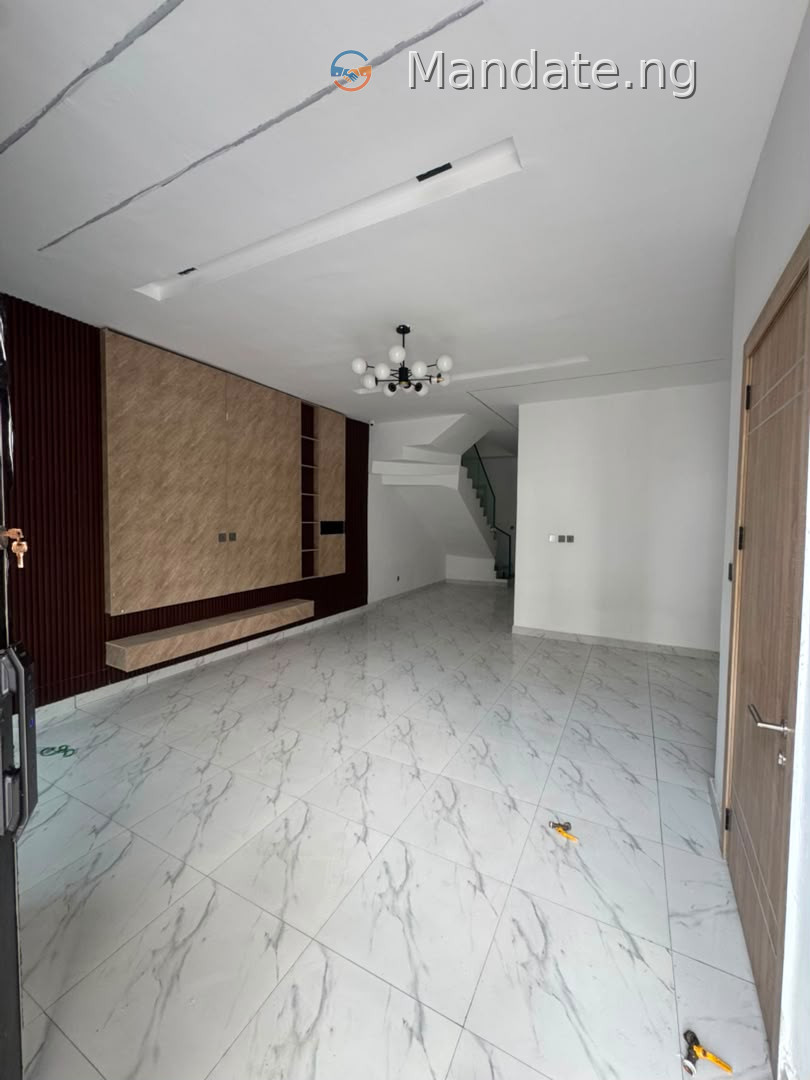 4 Bedroom Terrace Duplex for Rent in Lekki For Rent in Orchid Road, Lekki, Lagos Orchid Lagos photo 3