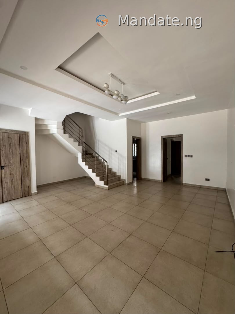 4 Bedroom Semi-Detached Duplex for Rent in Lekki For Rent in Orchid Road, Lekki Orchid Lagos photo 29