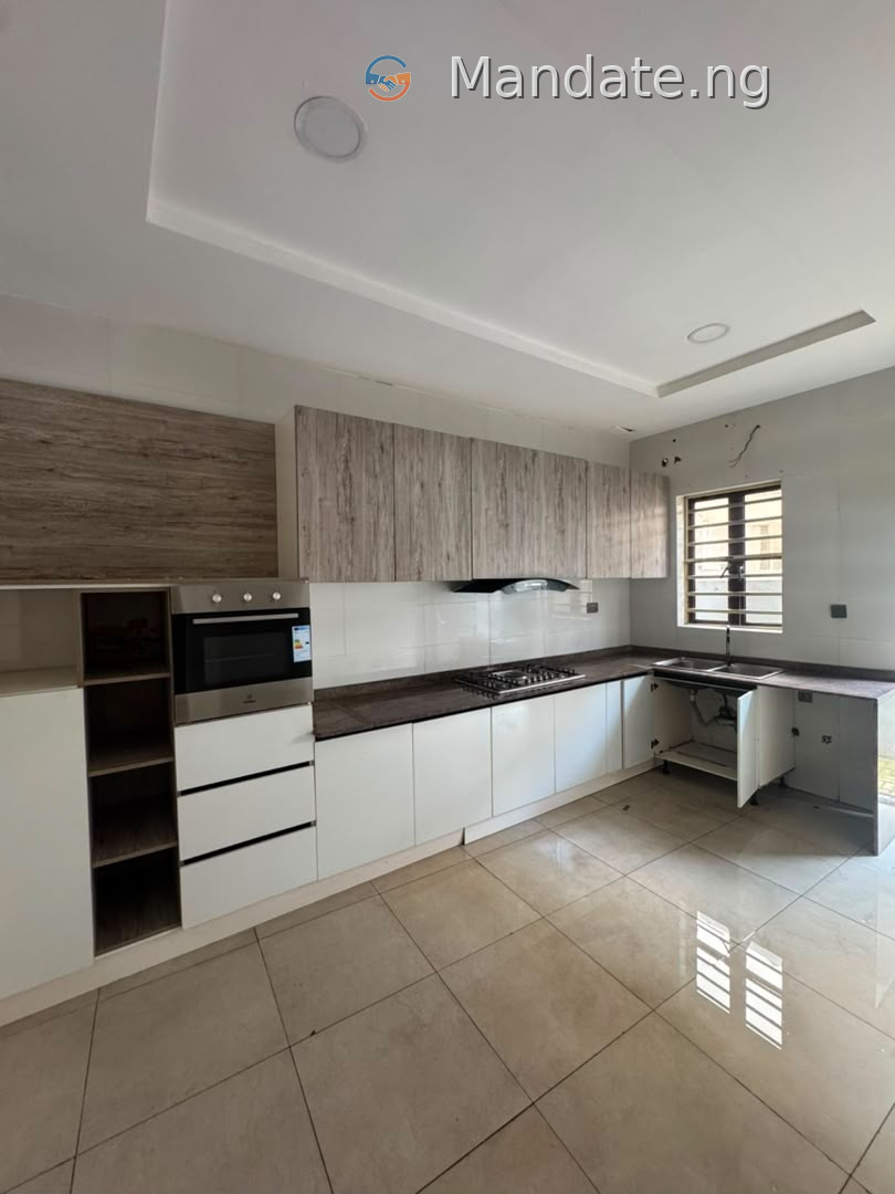4 Bedroom Terrace Duplex for Rent in Lekki For Rent in Orchid Road, Lekki, Lagos Orchid Lagos photo 39