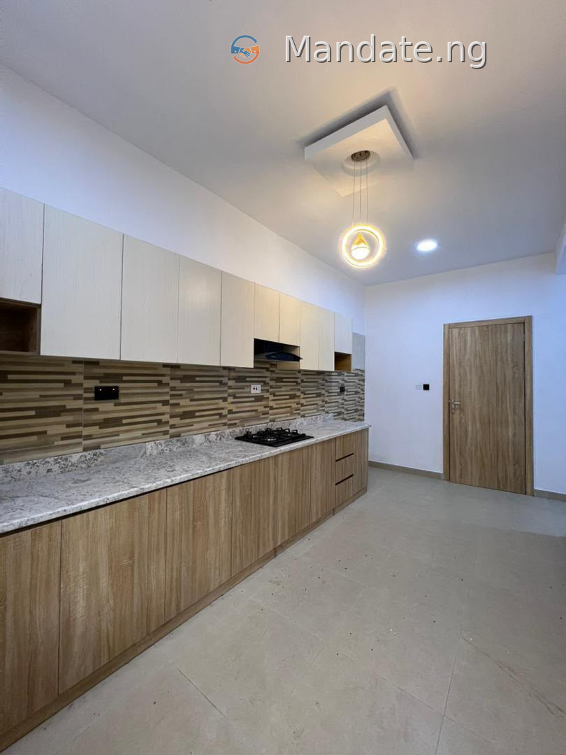 3 Bedroom Flat for Rent in Ajah, Lagos For Rent in Location: Mobil Road, Ajah, Lagos Ajah Lagos photo 11