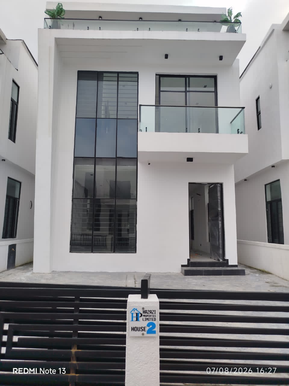 FOR SALE | 4-BEDROOM TERRACE & PENTHOUSE in Ikate, Lekki For Sale in in Ikate, Lekki Ikate Lekki Lagos photo 13