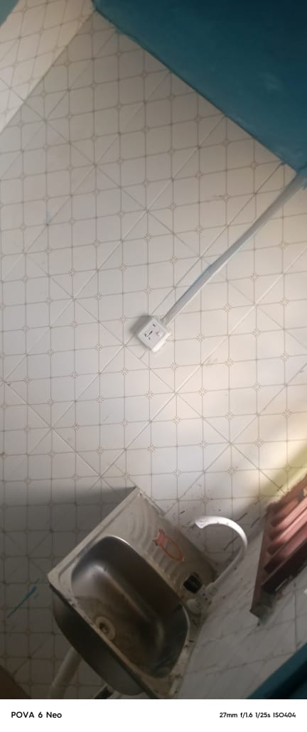 Varieties of Apartments in Ilewe Axis, Lagos For Rent in Ilewe Axis Via Ekoro, Lagos Ago Lagos photo 21
